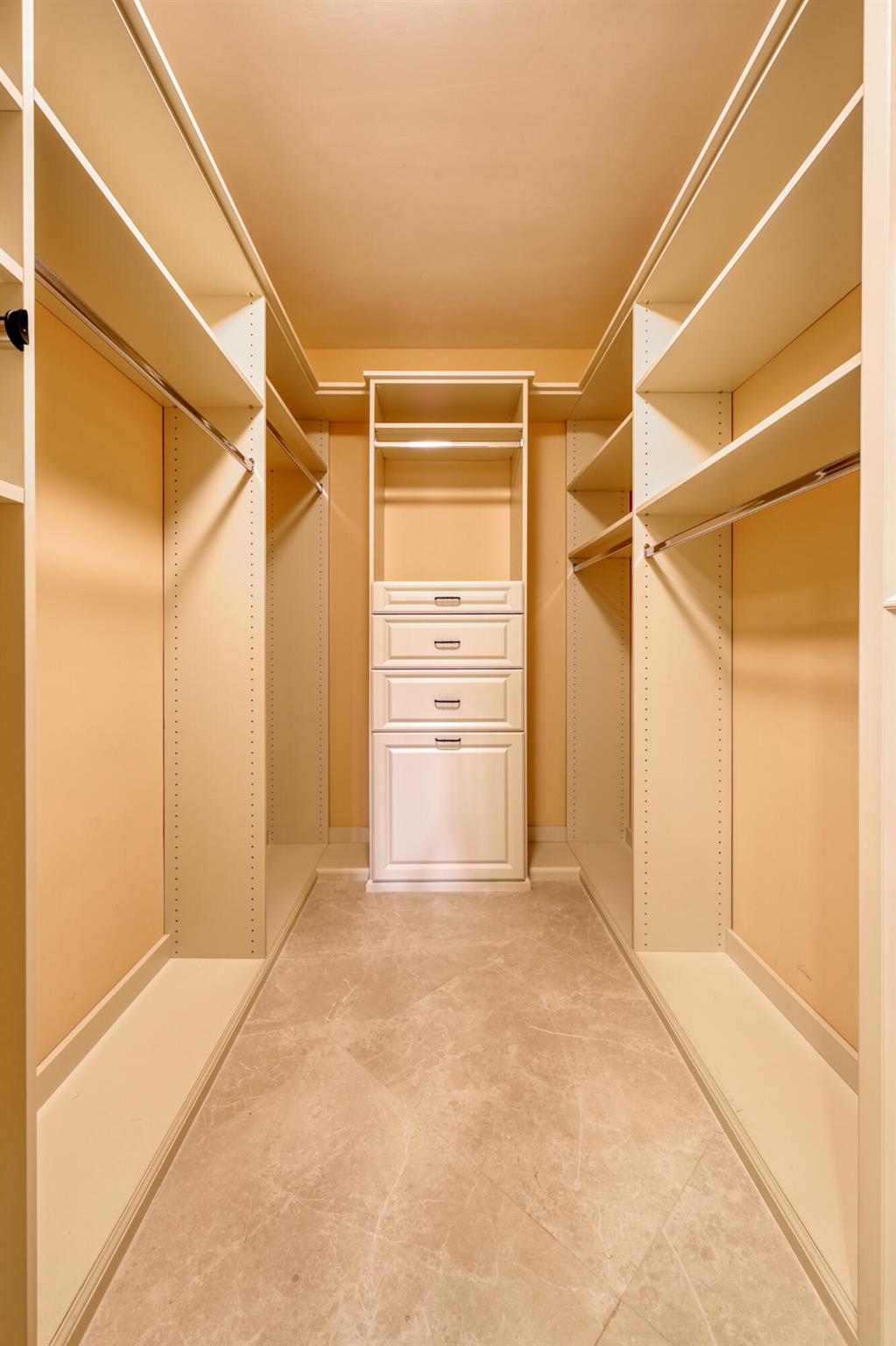 302 Cedar Key Circle