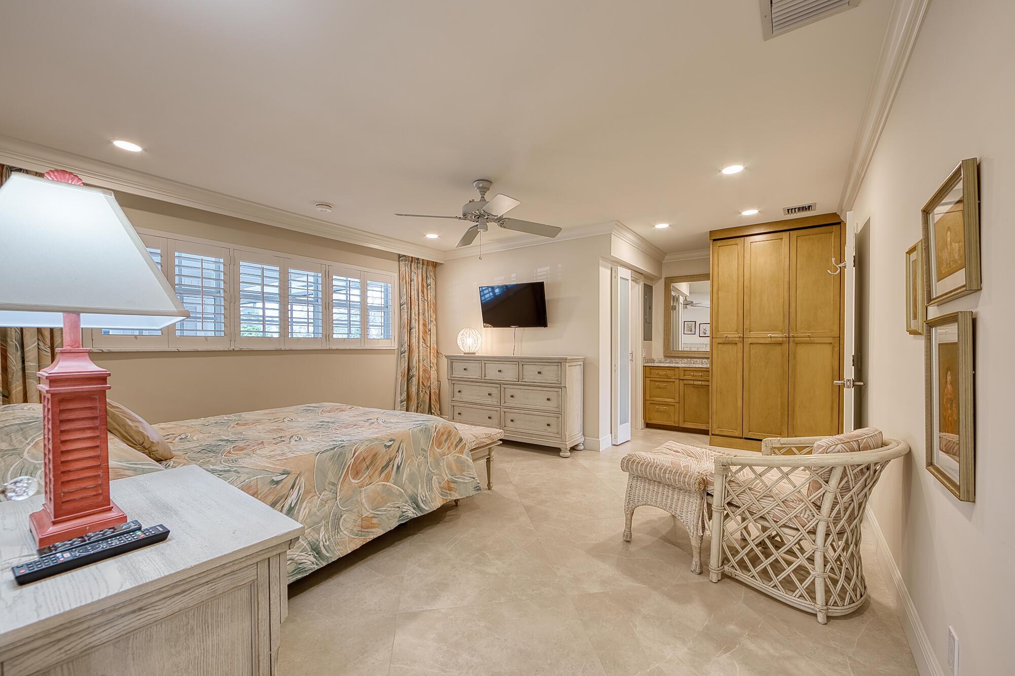 302 Cedar Key Circle