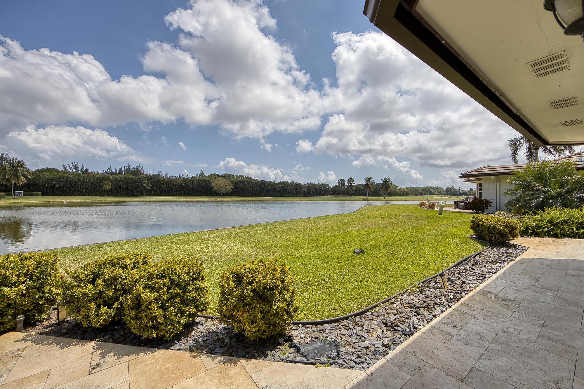 302 Cedar Key Circle