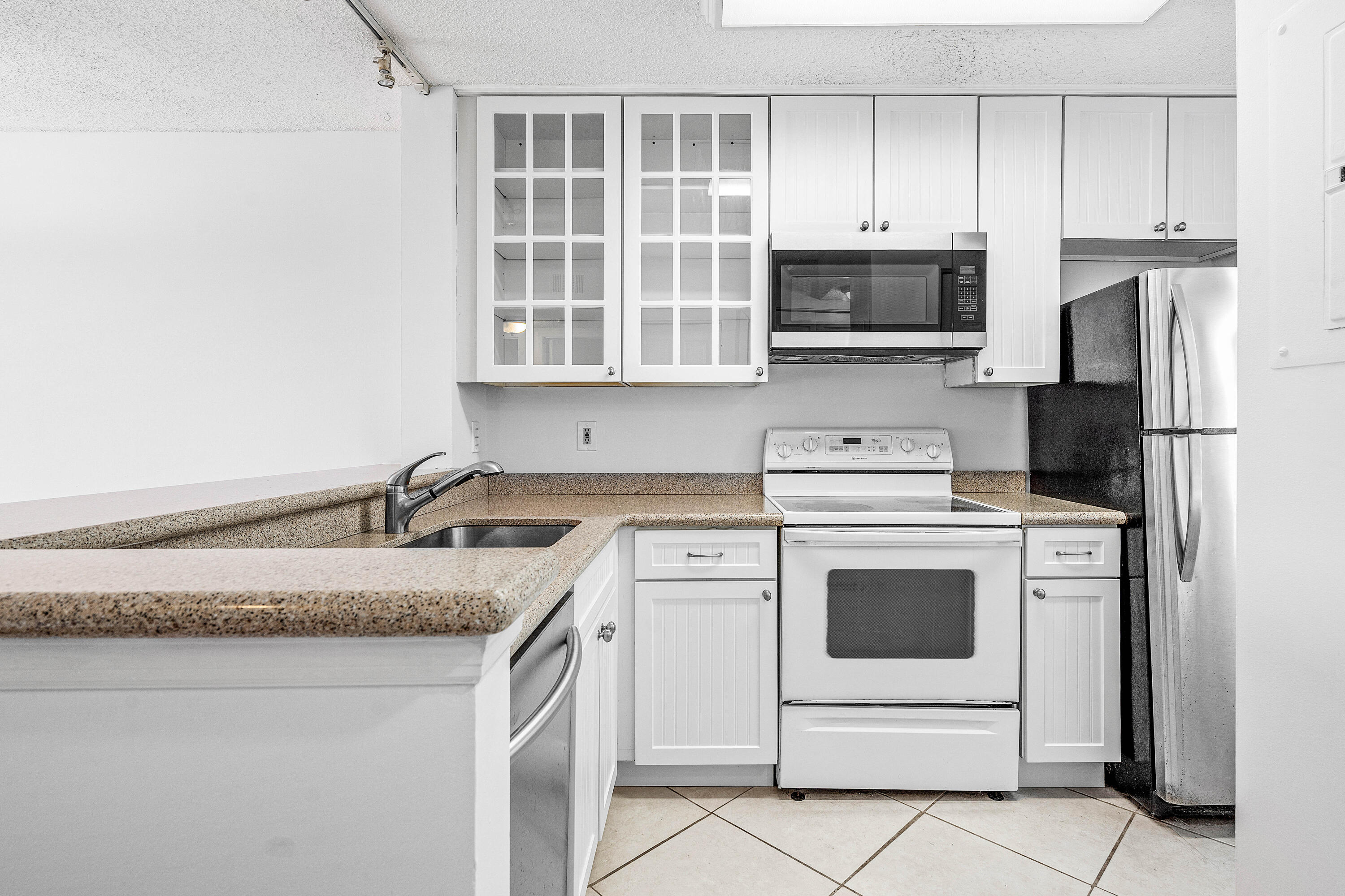 2230 N Cypress Bend Drive 405