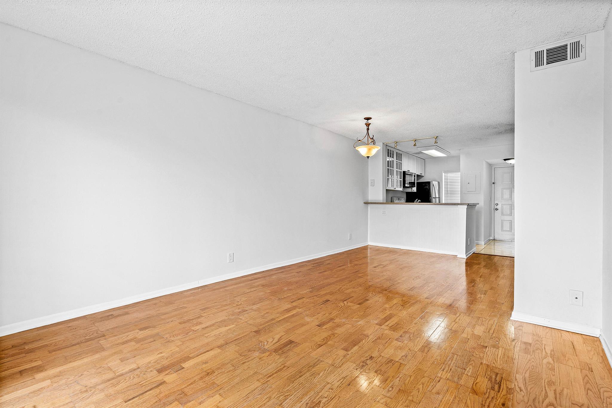 2230 N Cypress Bend Drive 405