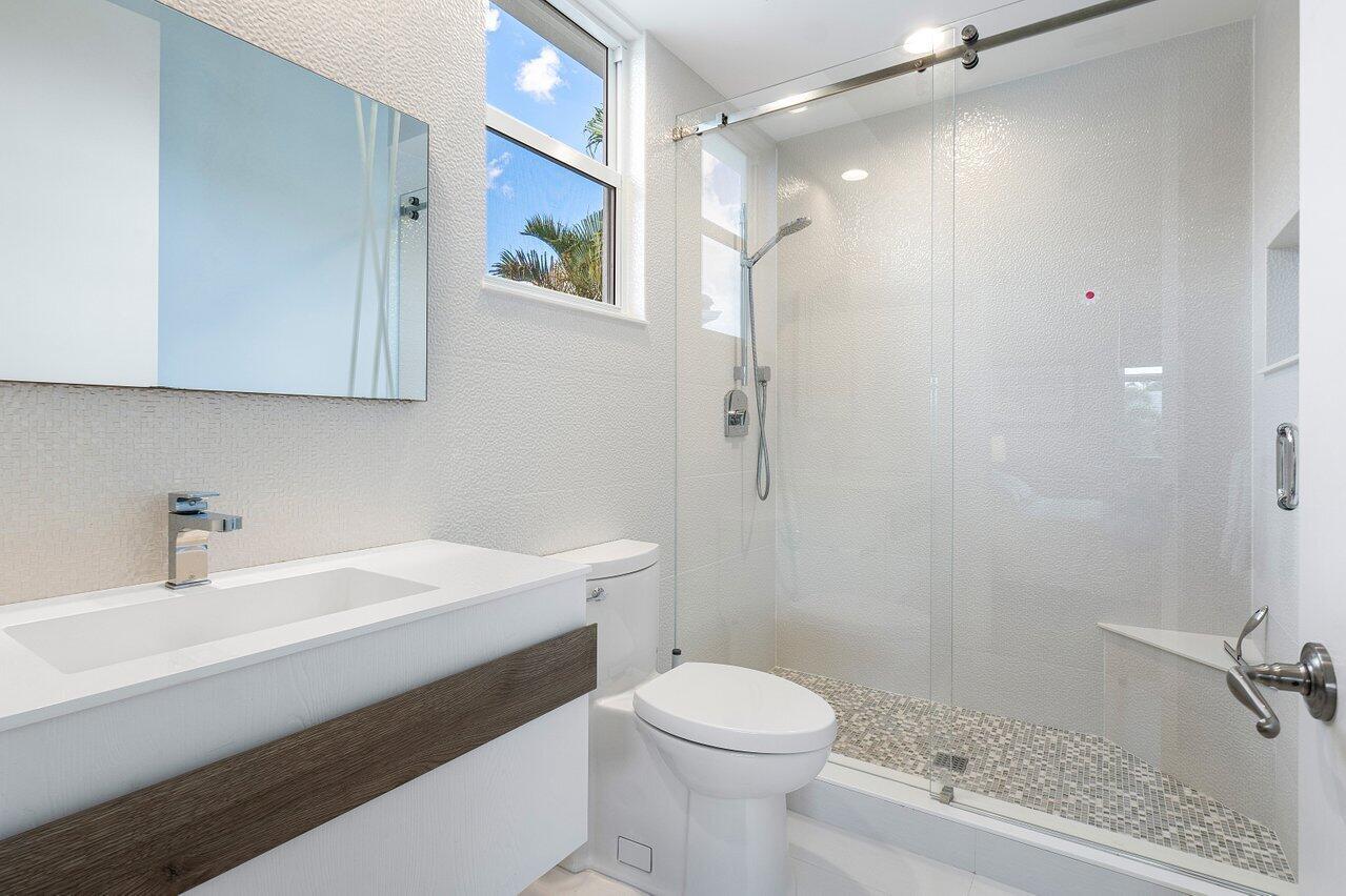 4120 NW Briarcliff Circle