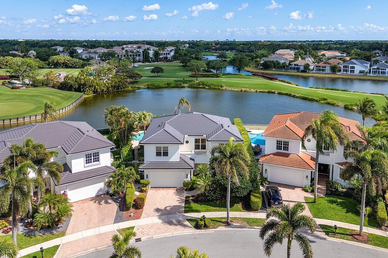 4120 NW Briarcliff Circle