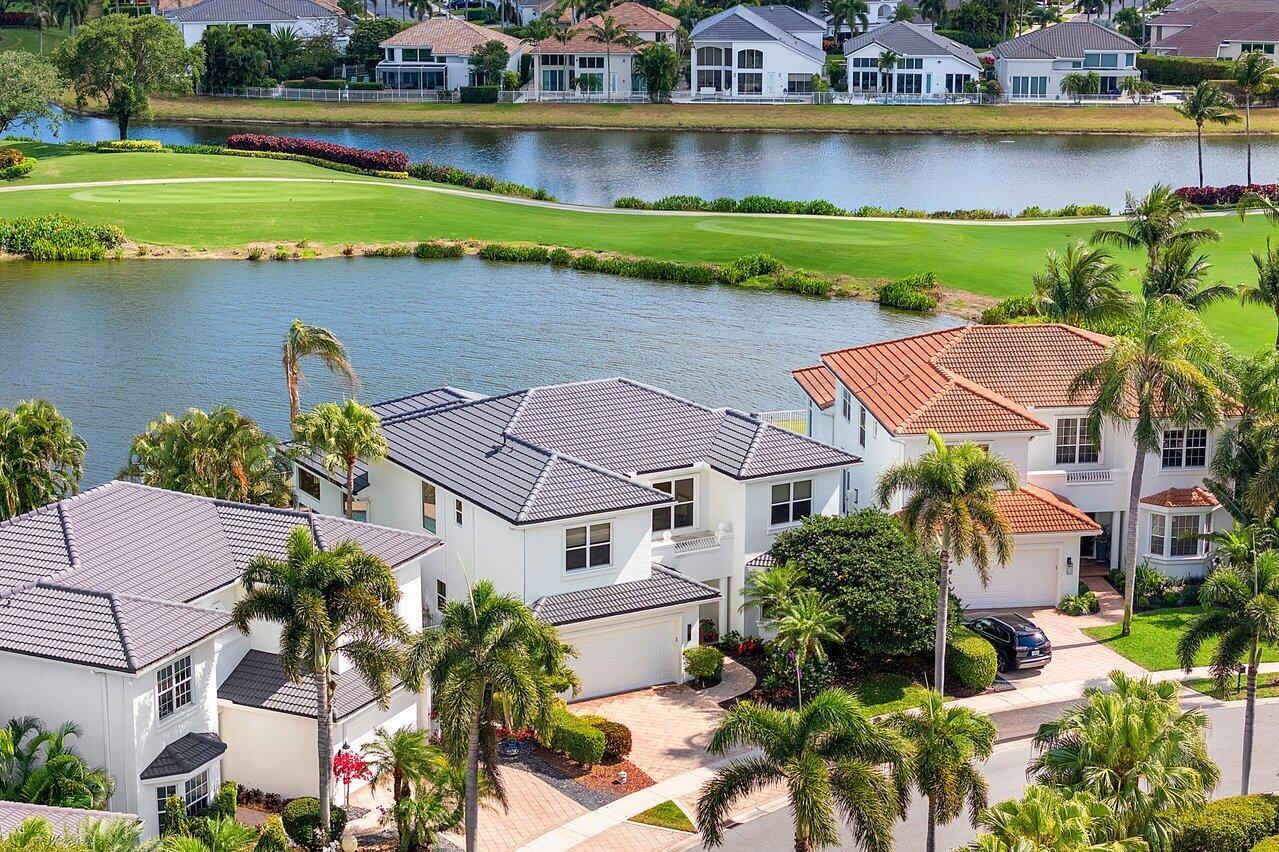 4120 NW Briarcliff Circle