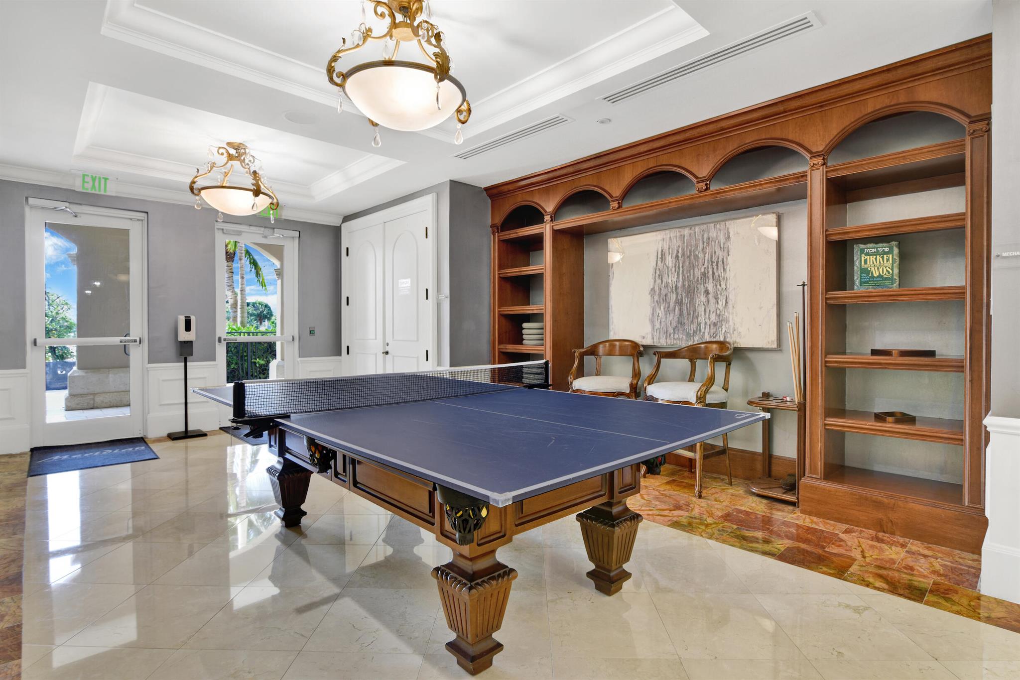 1 N Ocean Boulevard 201