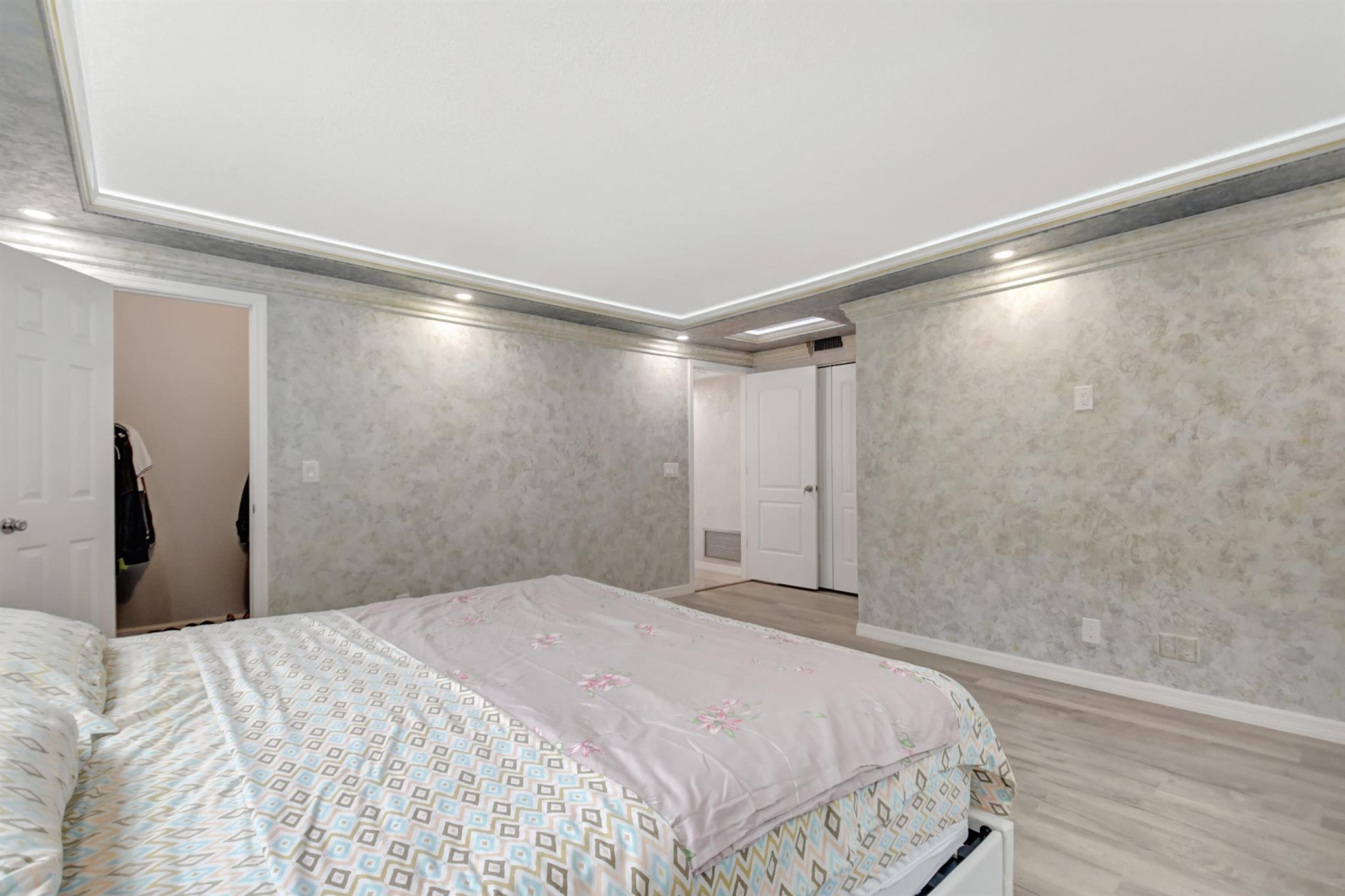 2615 NE 3rd Court 220