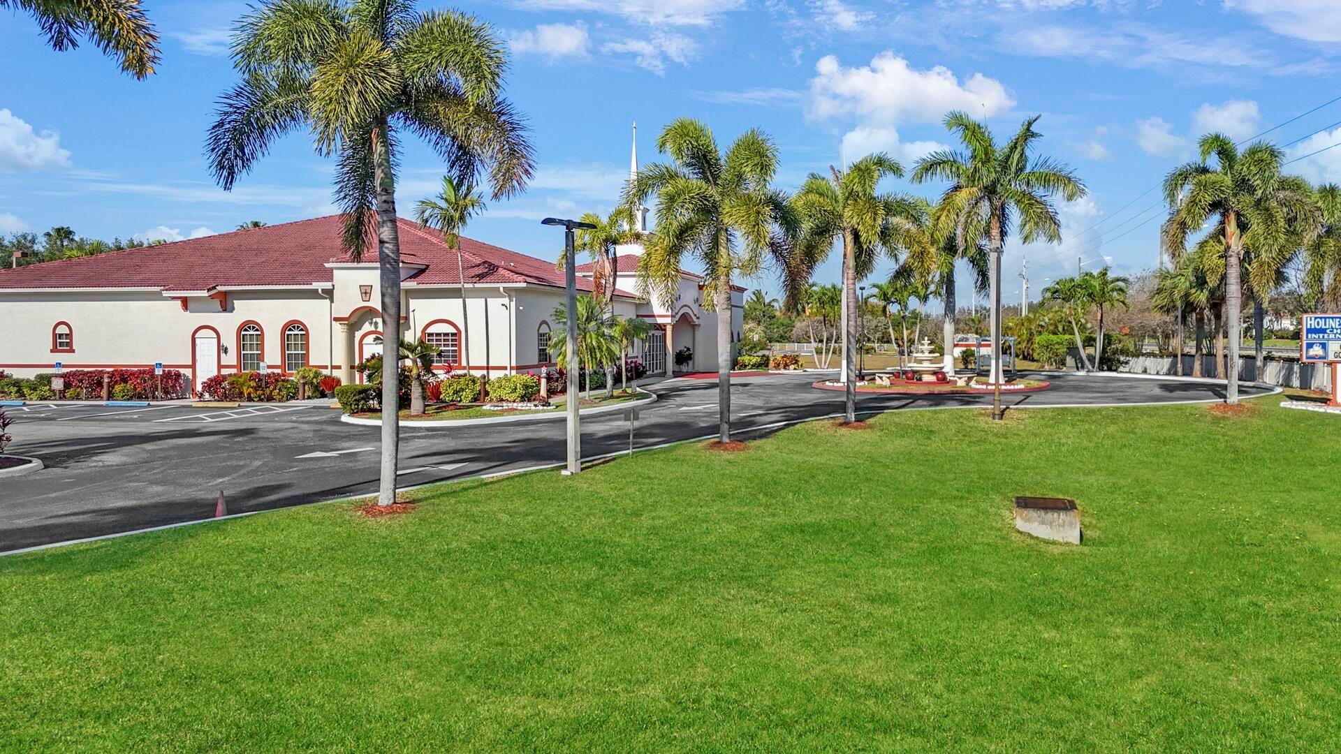 7025 Summerville Terrace N