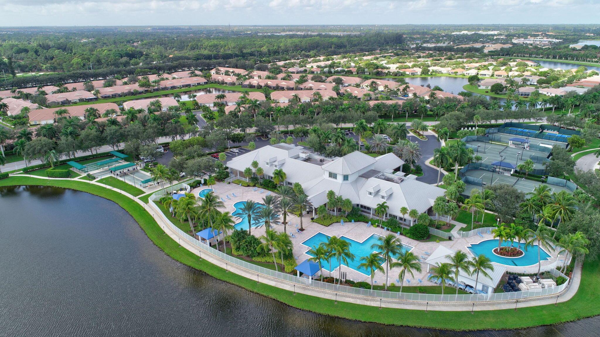 9312 Sapphire Cove Drive