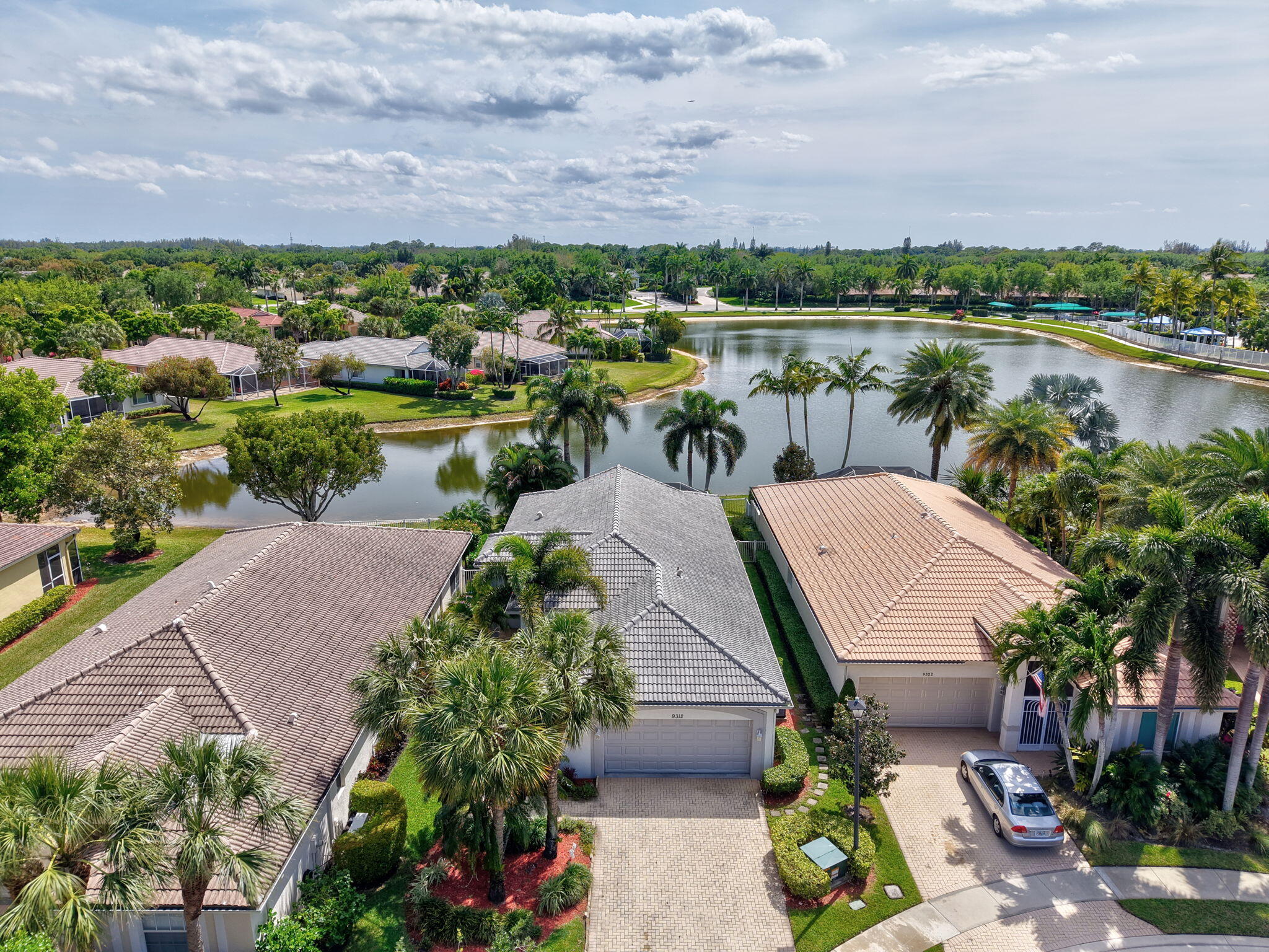 9312 Sapphire Cove Drive