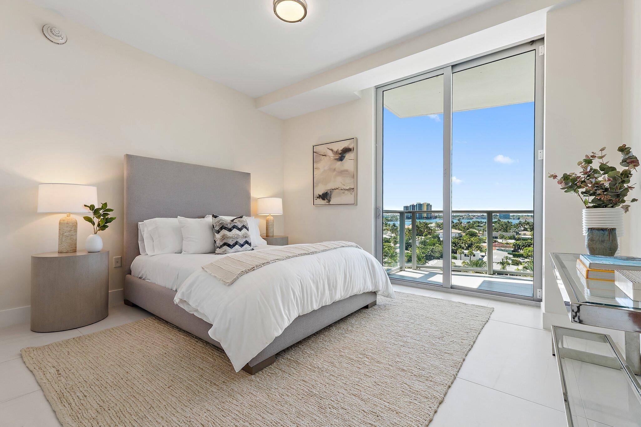 3100 N Ocean Drive P-701
