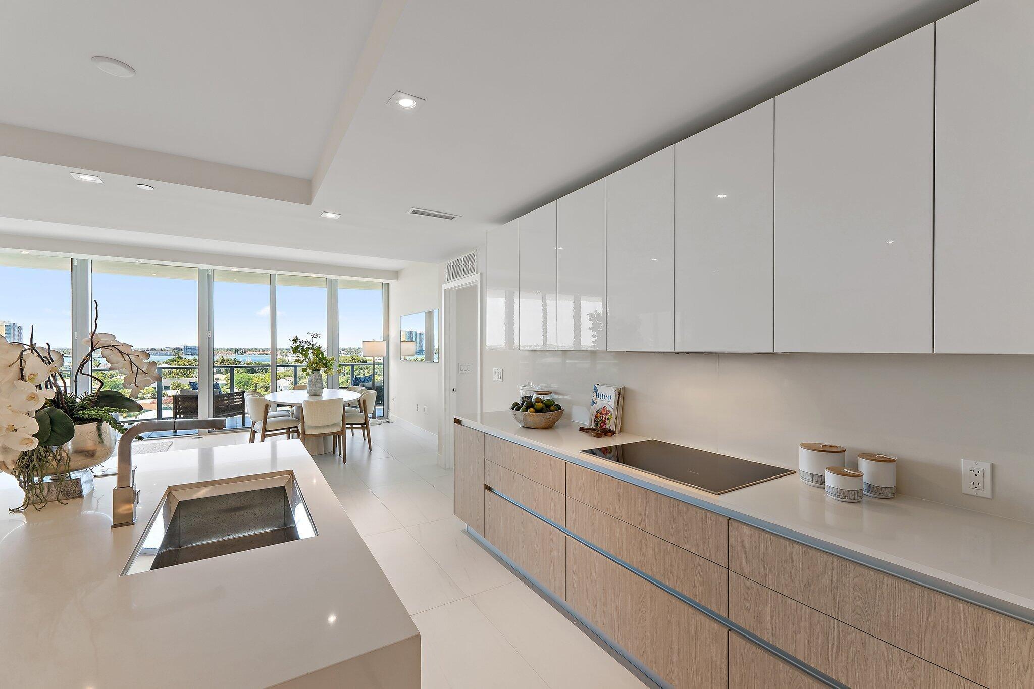 3100 N Ocean Drive P-701