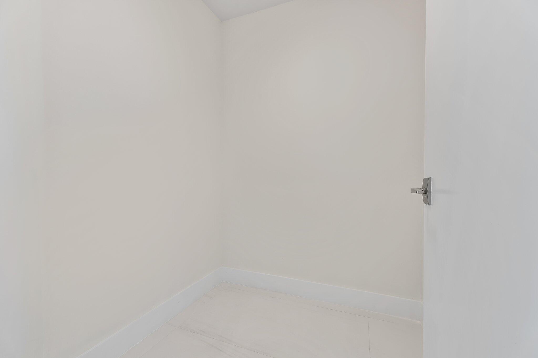 3100 N Ocean Drive P-701