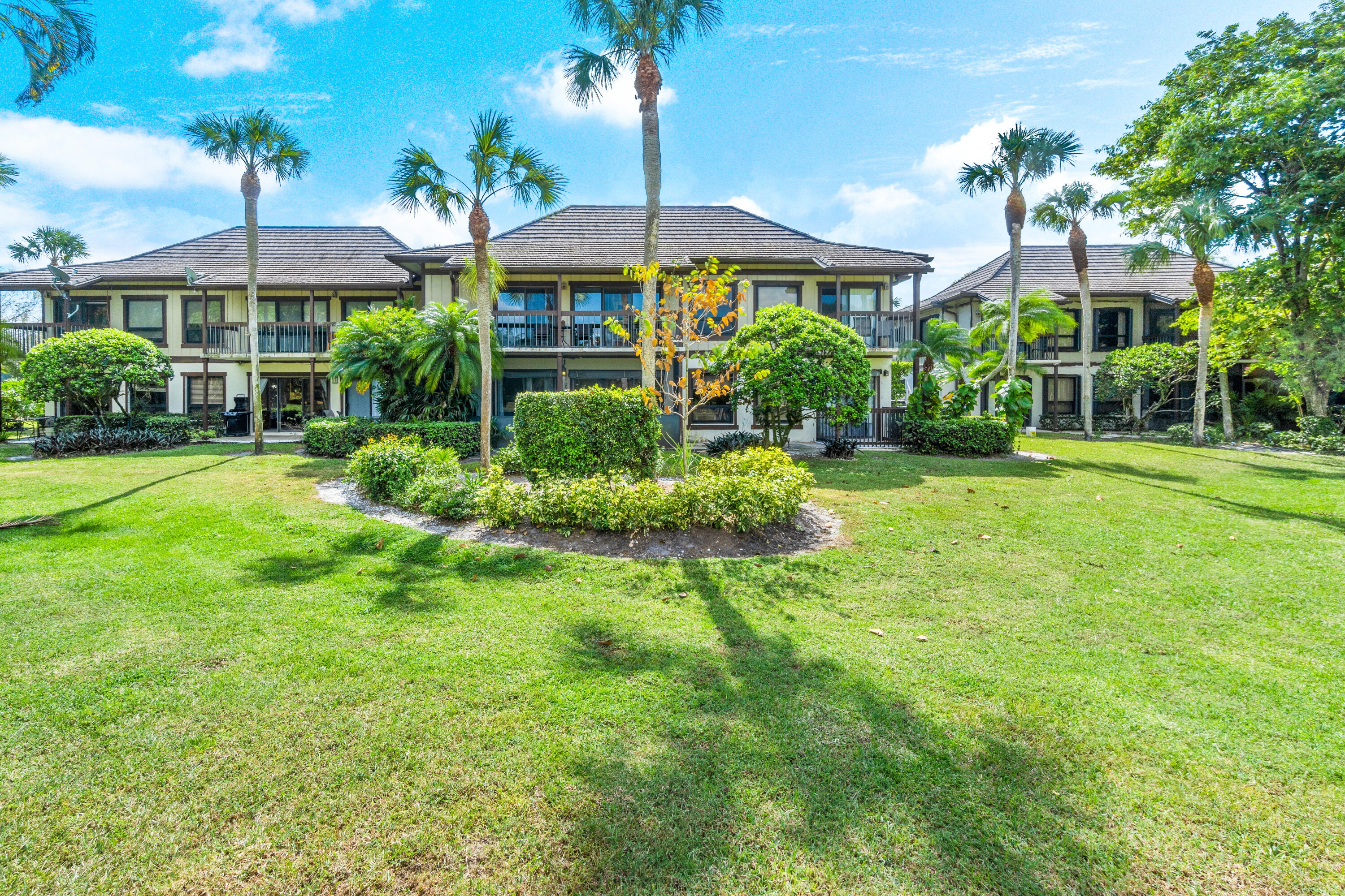 13334 Polo Club Road 216-217