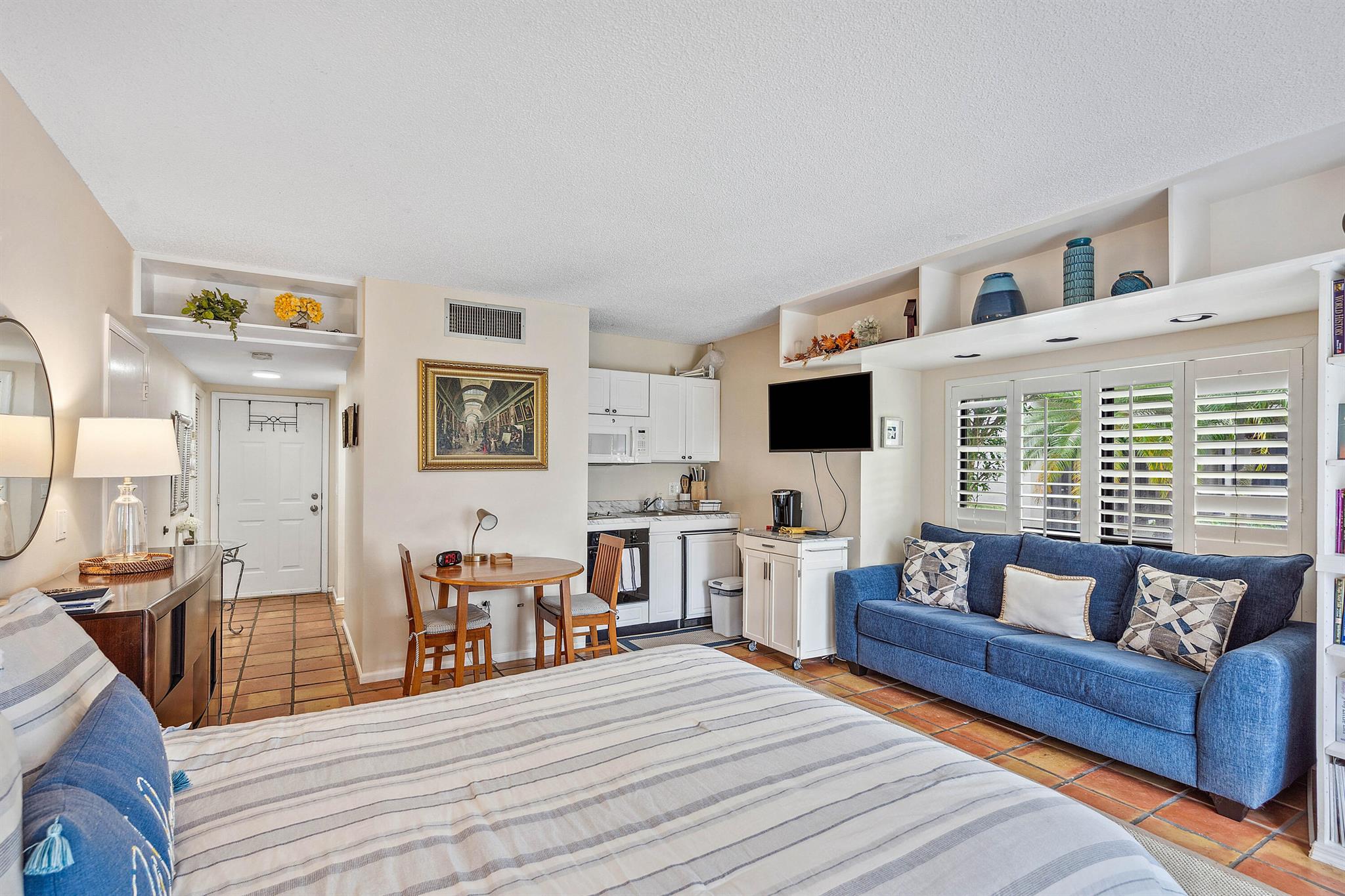 13334 Polo Club Road 216-217