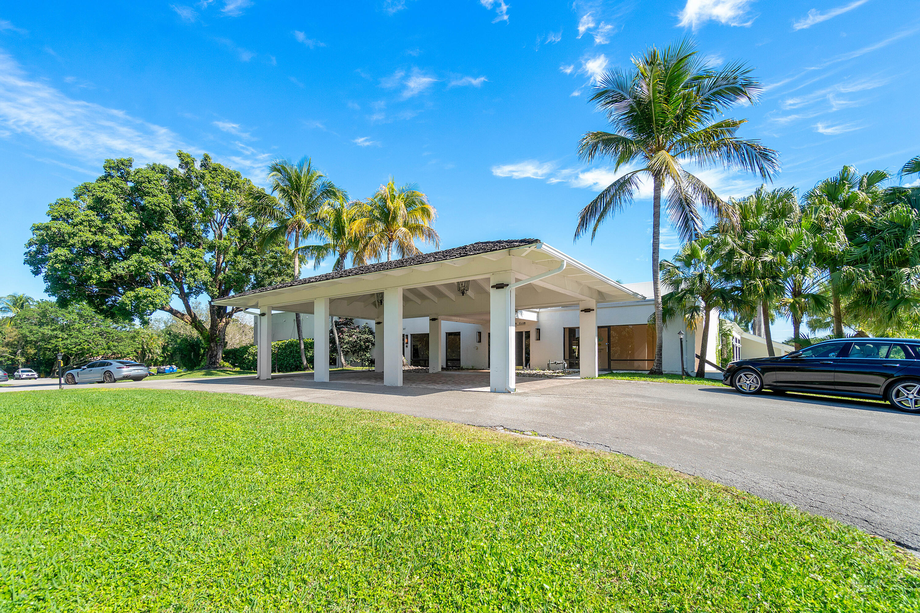 13334 Polo Club Road 216-217