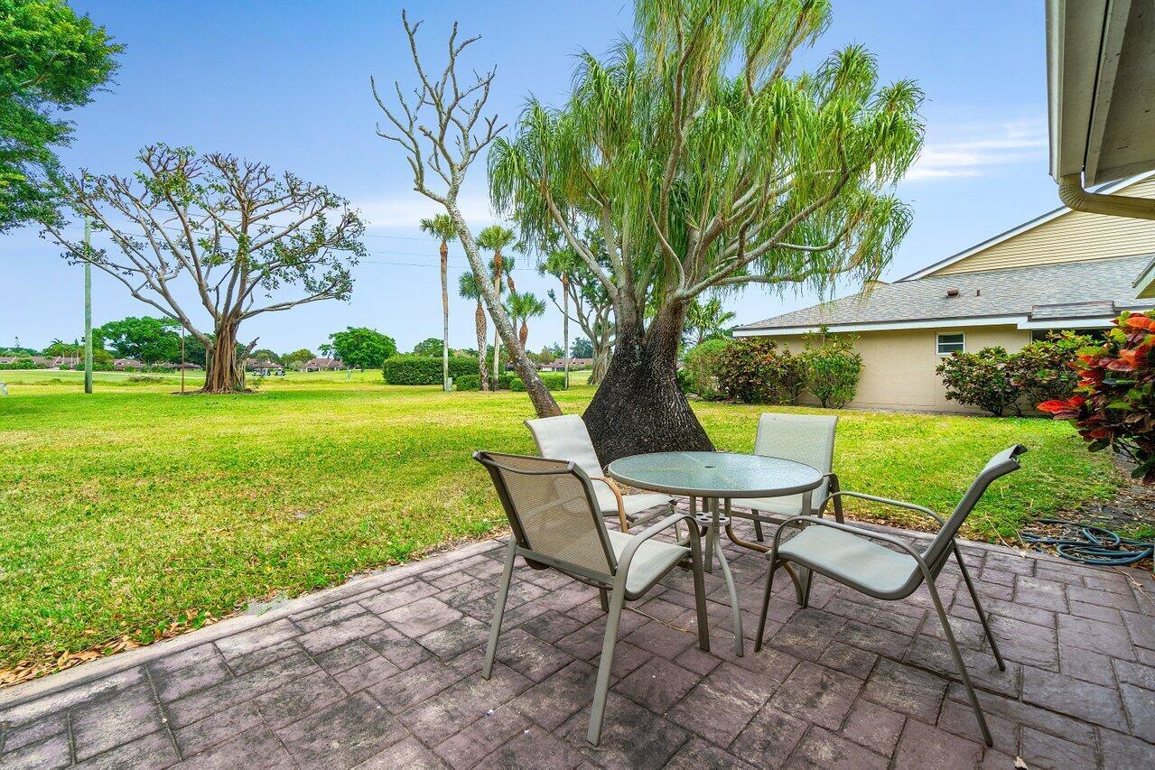 6935 Fountains Circle 6935