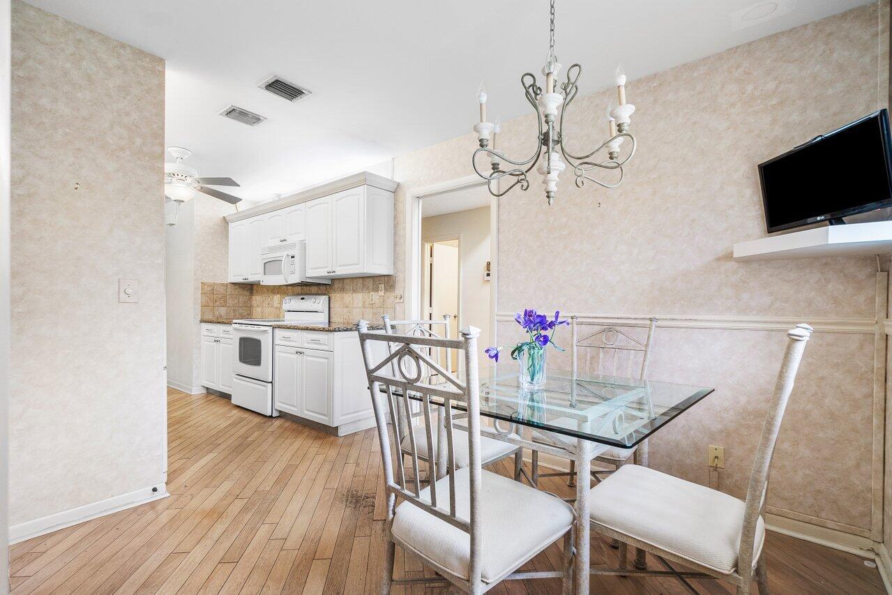 6935 Fountains Circle 6935