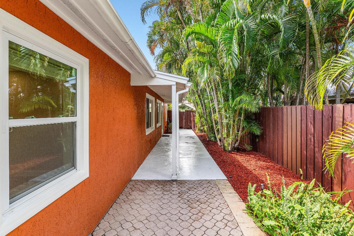 245 NE 12th Street, Delray Beach