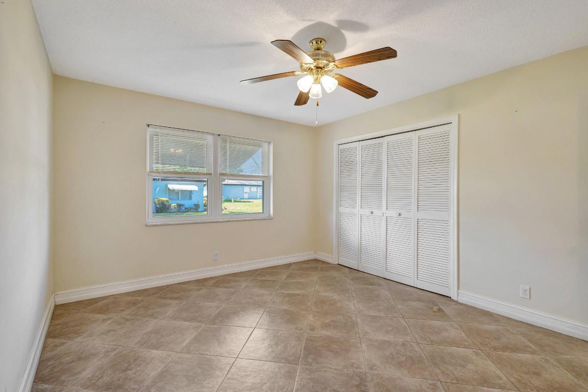 652 High Point Boulevard N D