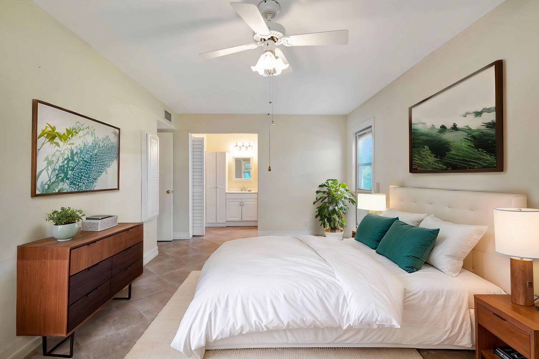 652 High Point Boulevard N D