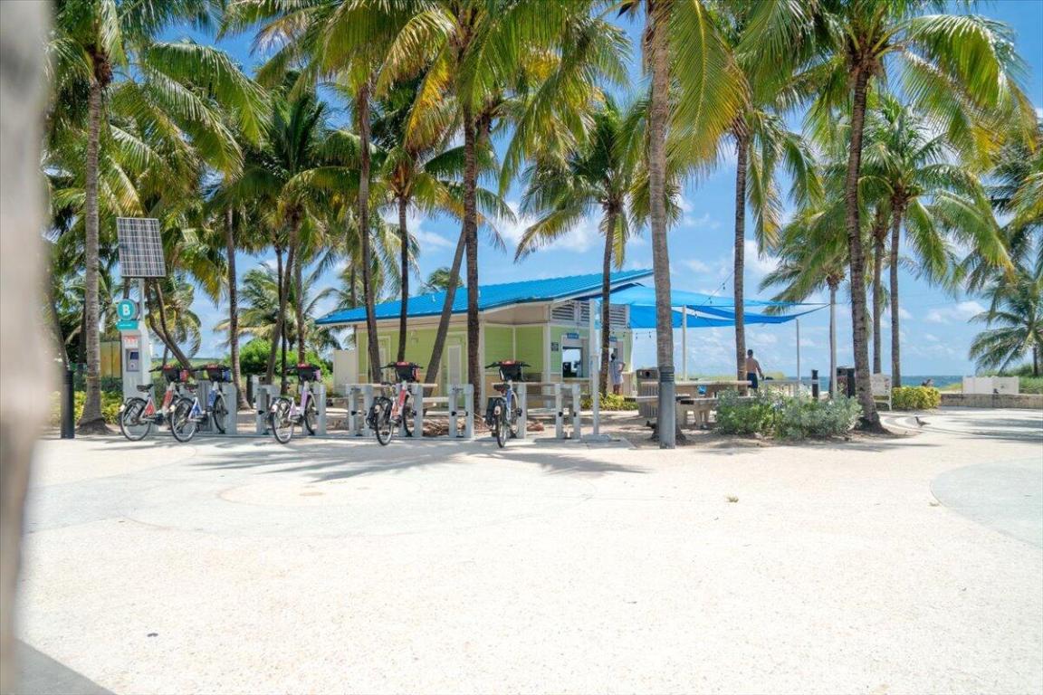 8 NE 14th Avenue 1,2,3