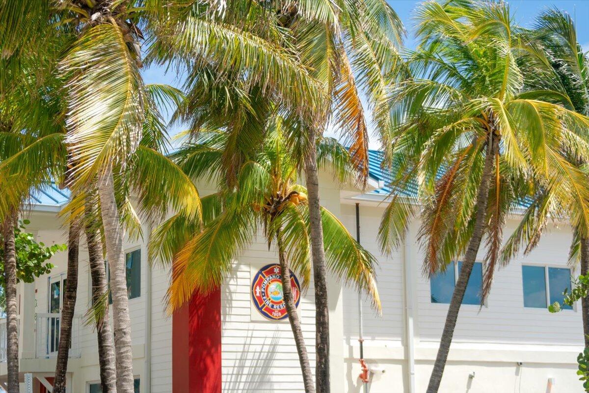 8 NE 14th Avenue 1,2,3