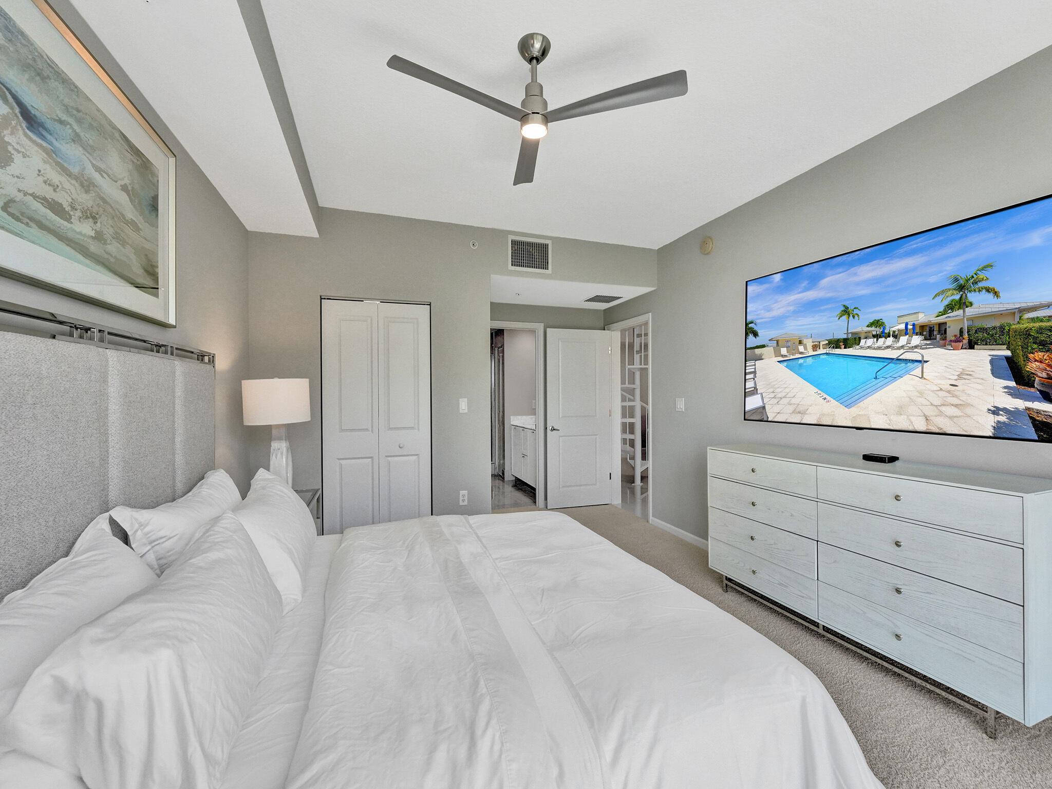 225 NE 1st Street 412