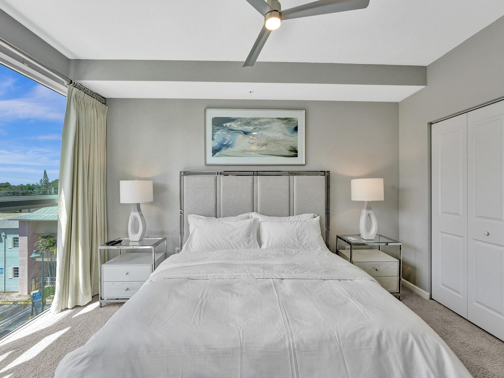 225 NE 1st Street 412