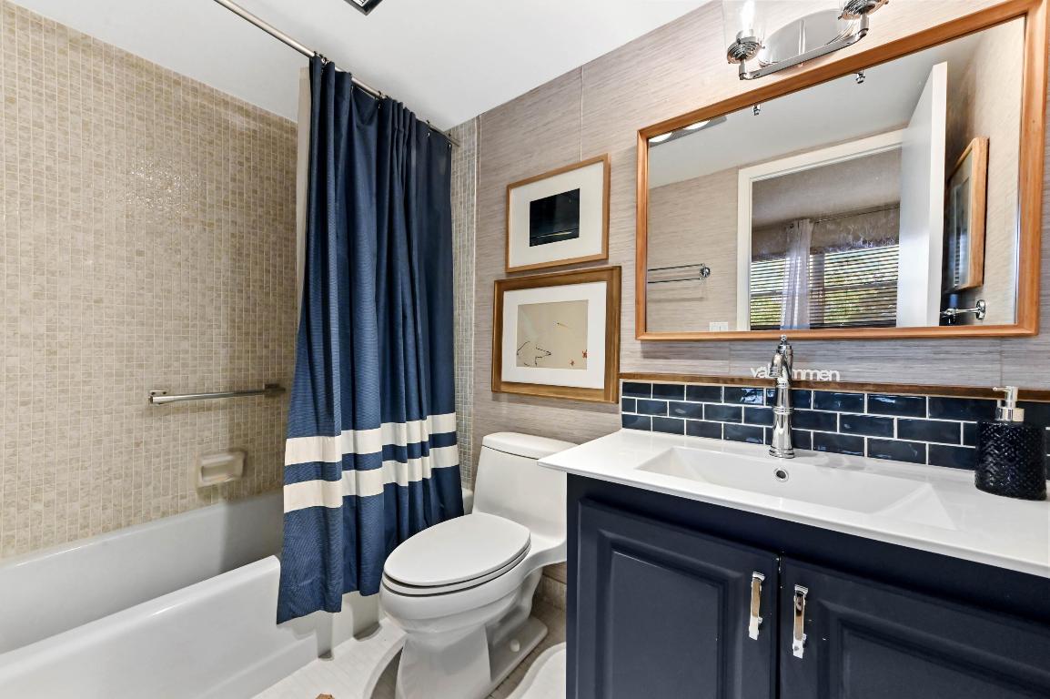 555 NW 4th Avenue 3110