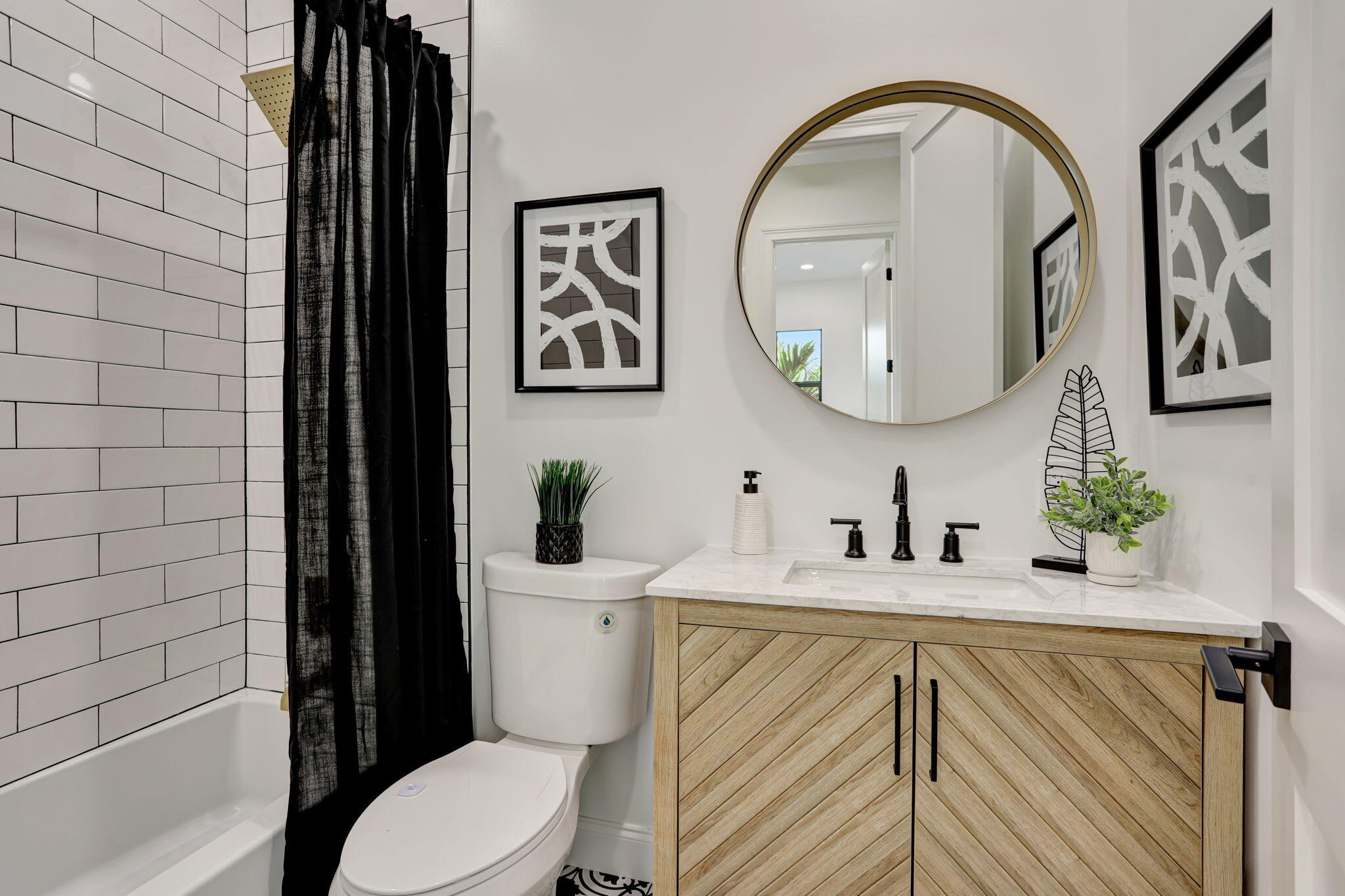 9387 Satinleaf Place, Parkland