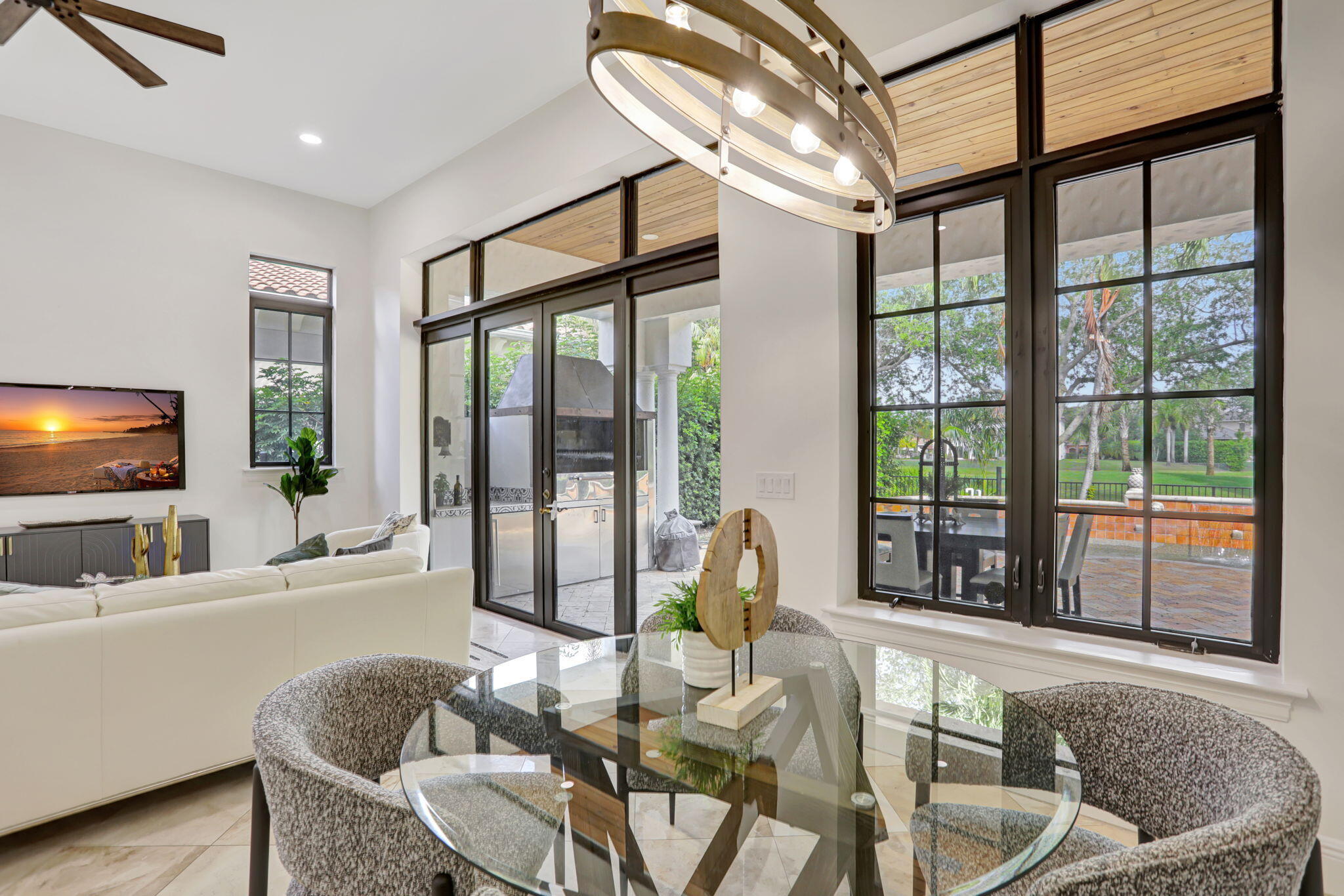 9387 Satinleaf Place, Parkland