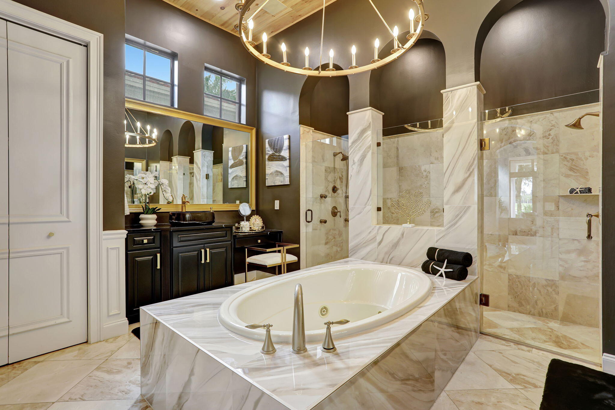 9387 Satinleaf Place, Parkland