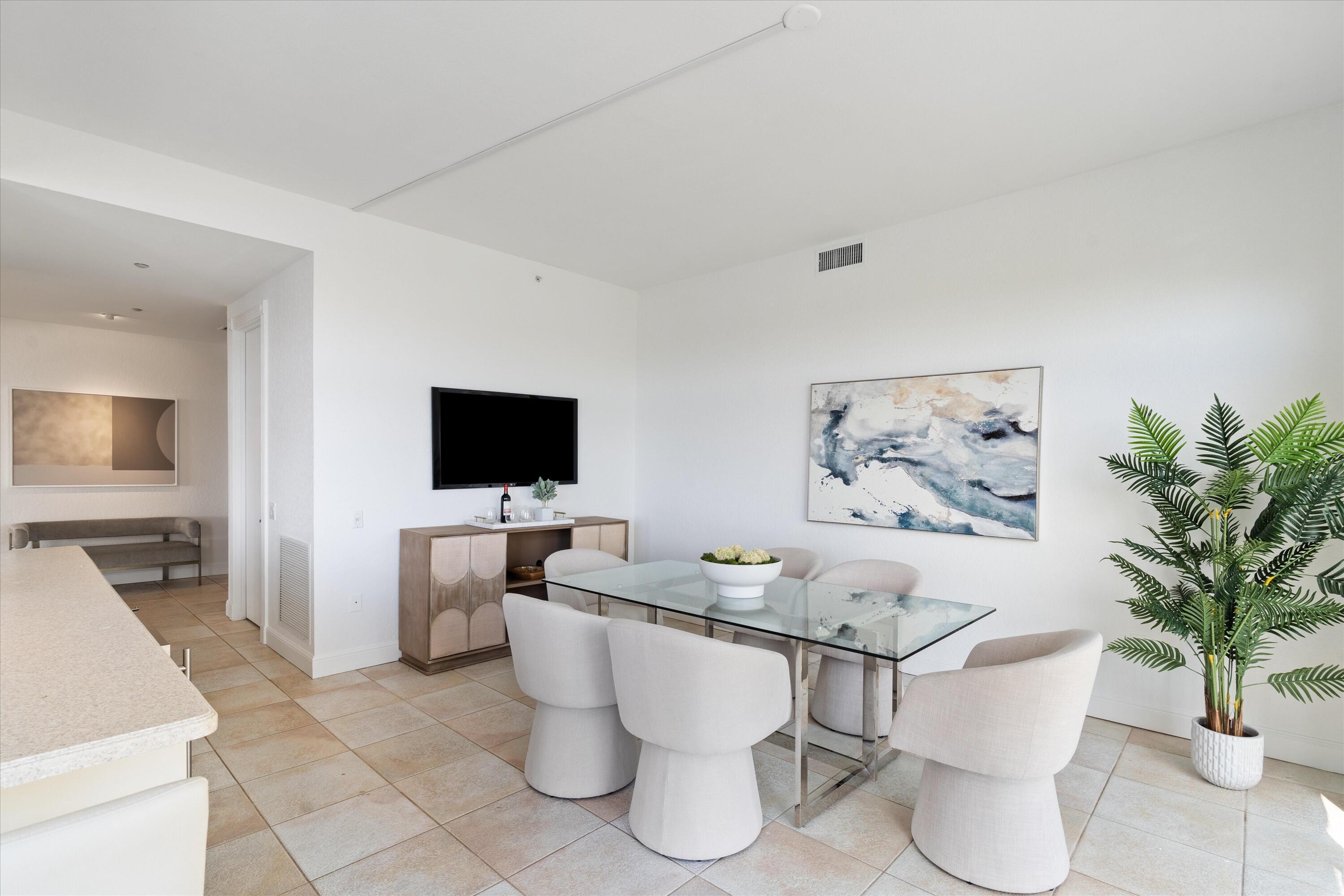 1230 Hillsboro Mile 310