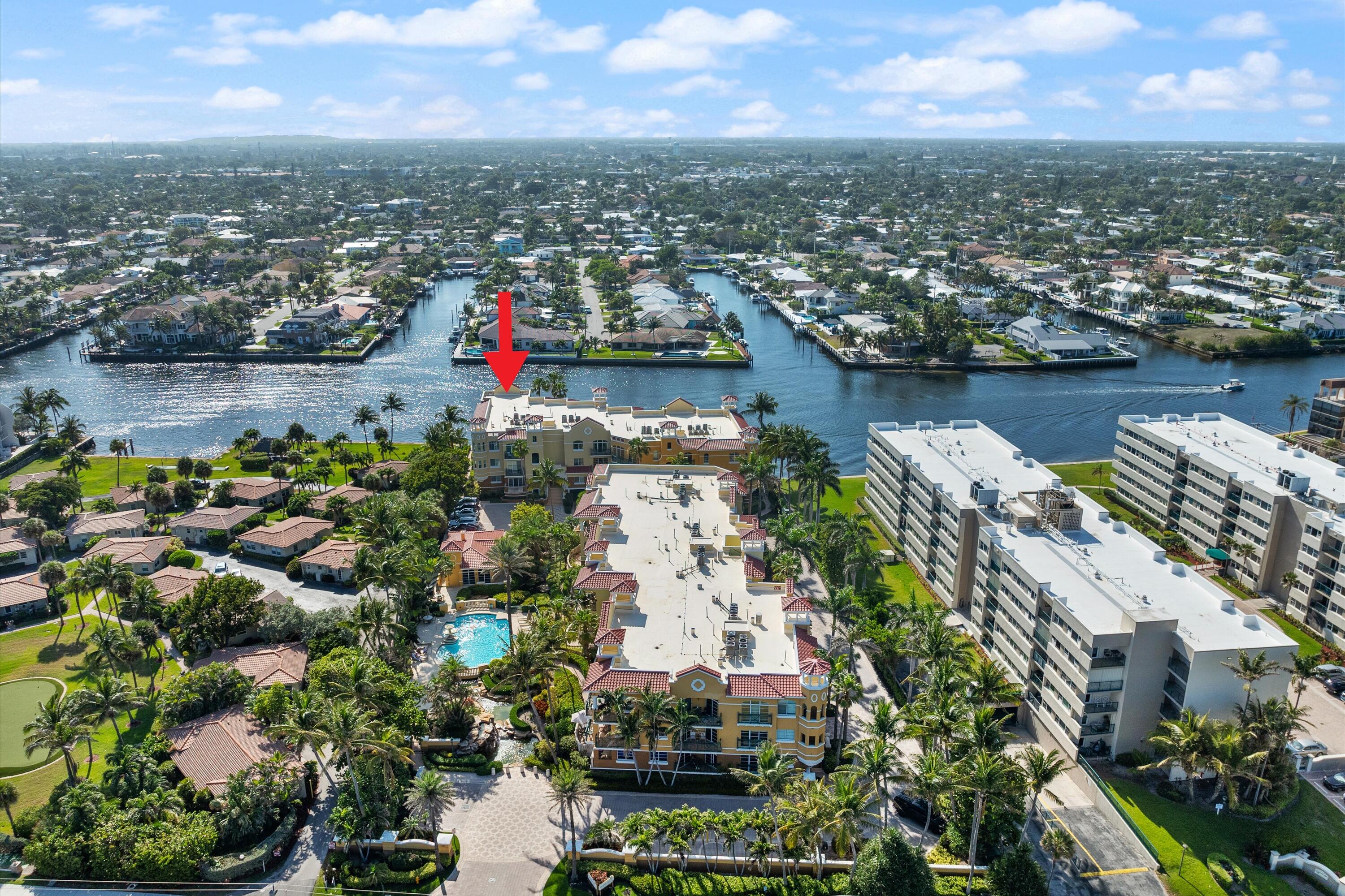 1230 Hillsboro Mile 310