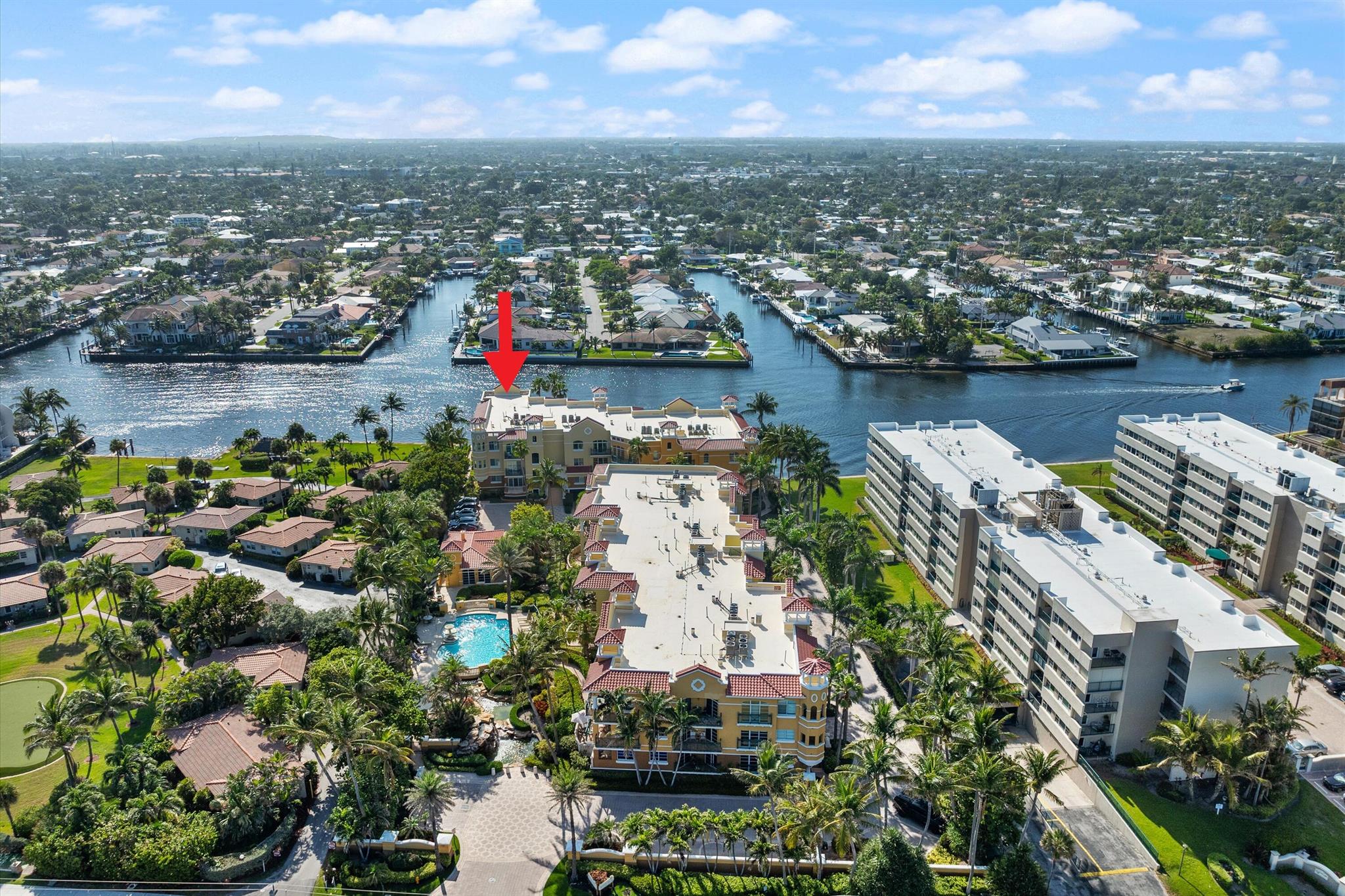 1230 Hillsboro Mile 310