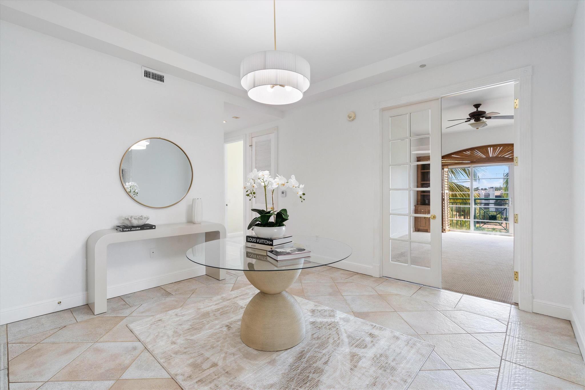 1230 Hillsboro Mile 310