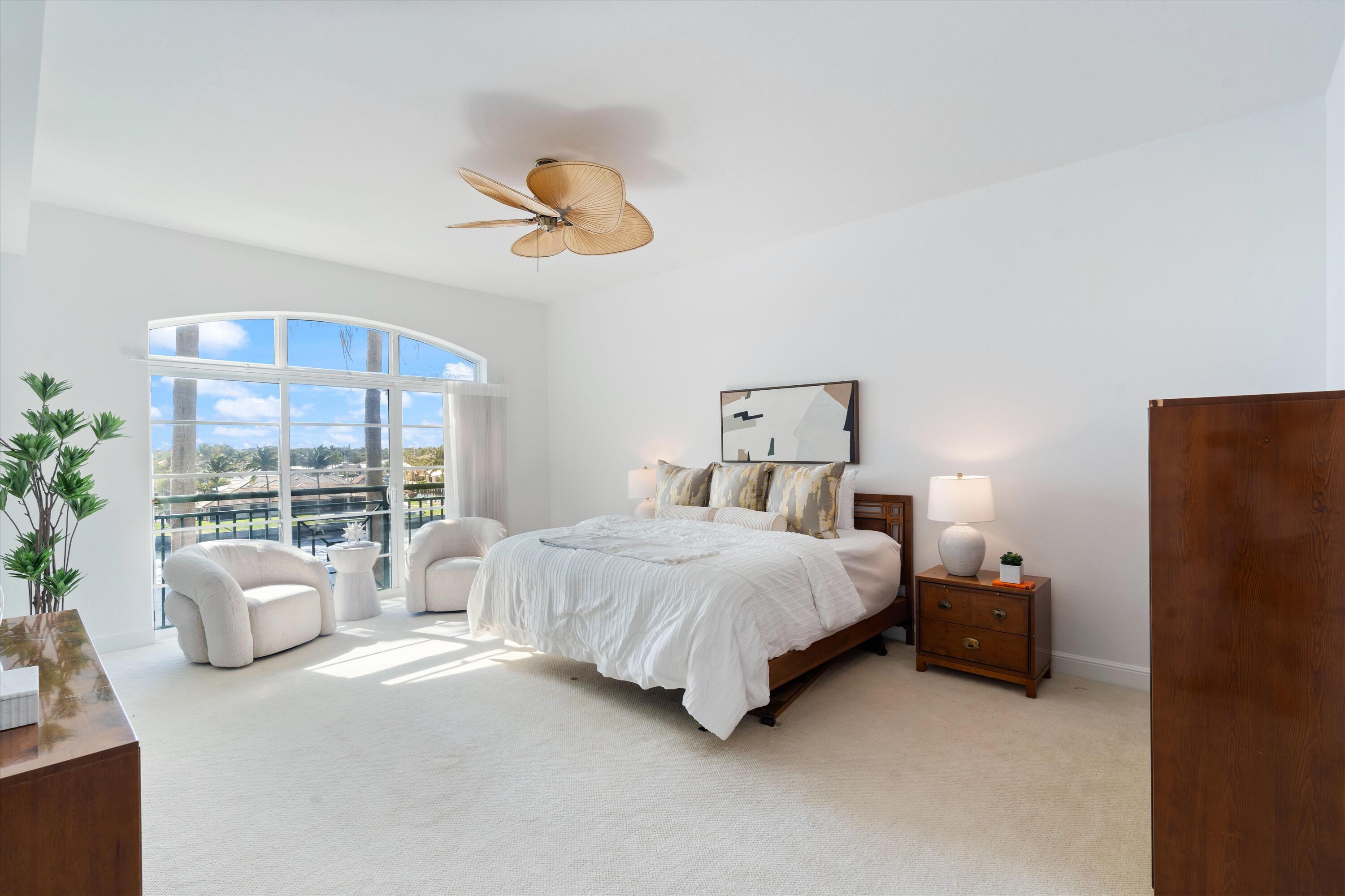 1230 Hillsboro Mile 310