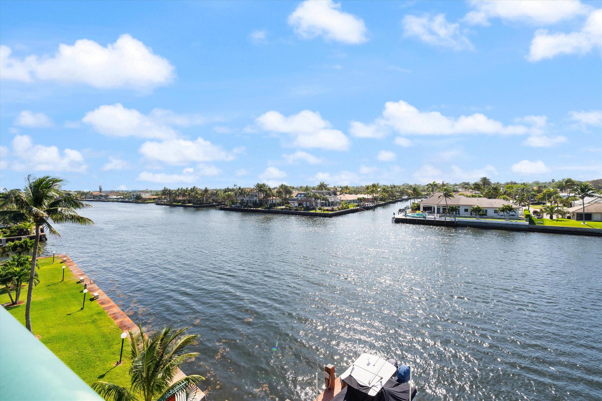 1230 Hillsboro Mile 310