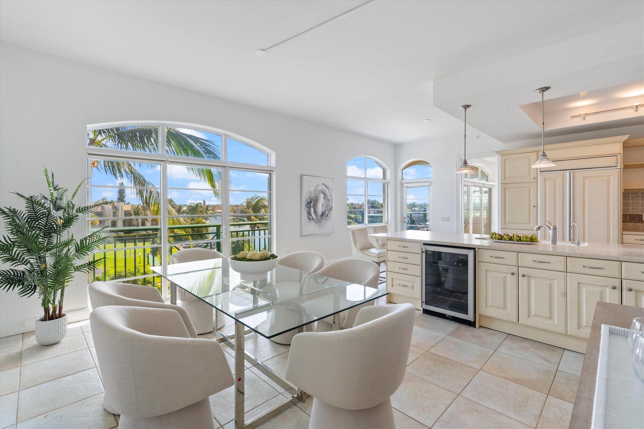 1230 Hillsboro Mile 310