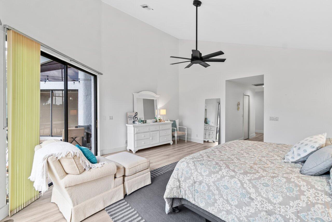 11517 Victoria Drive