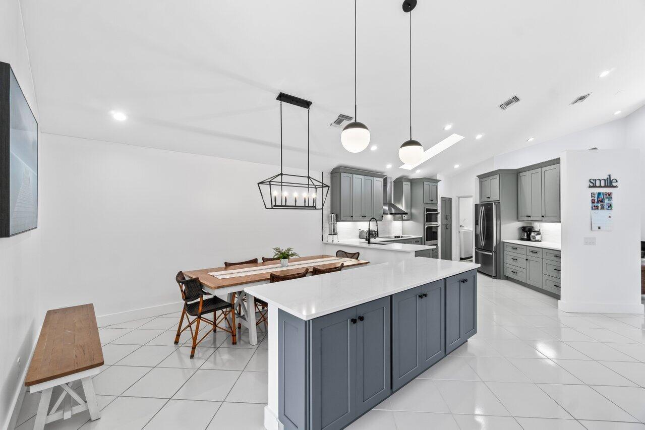 11517 Victoria Drive