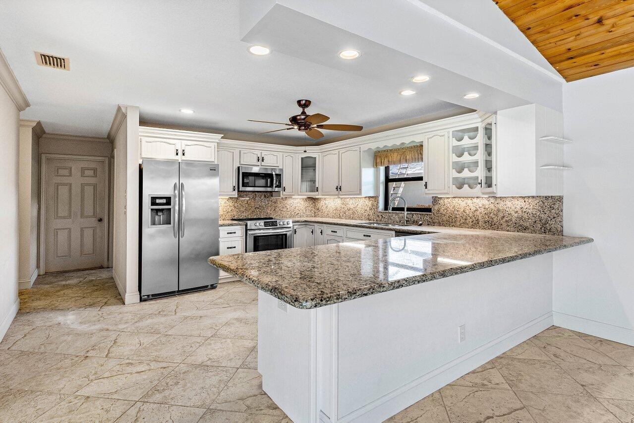 1519 SW 6th Court