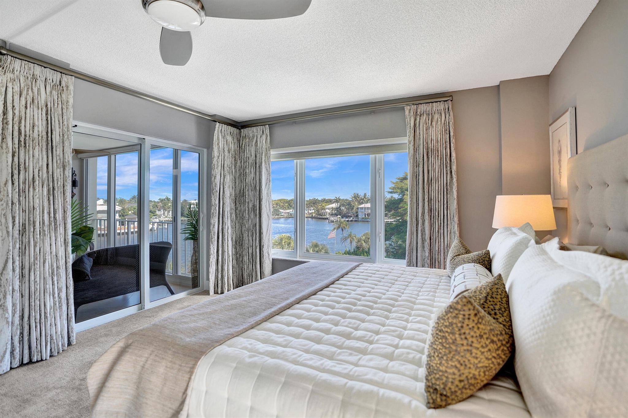 555 SE 6th Avenue 4a