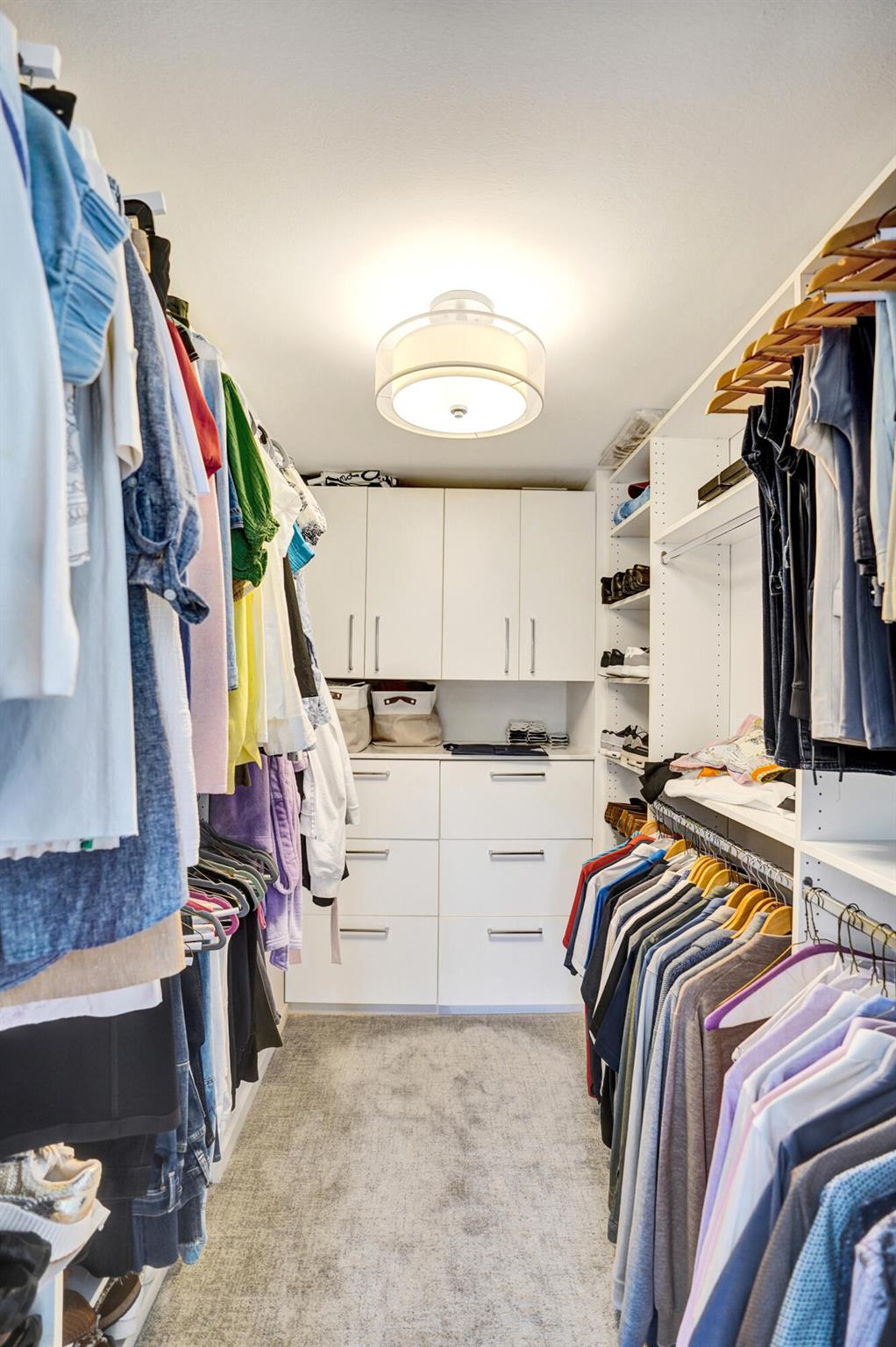 555 SE 6th Avenue 4a