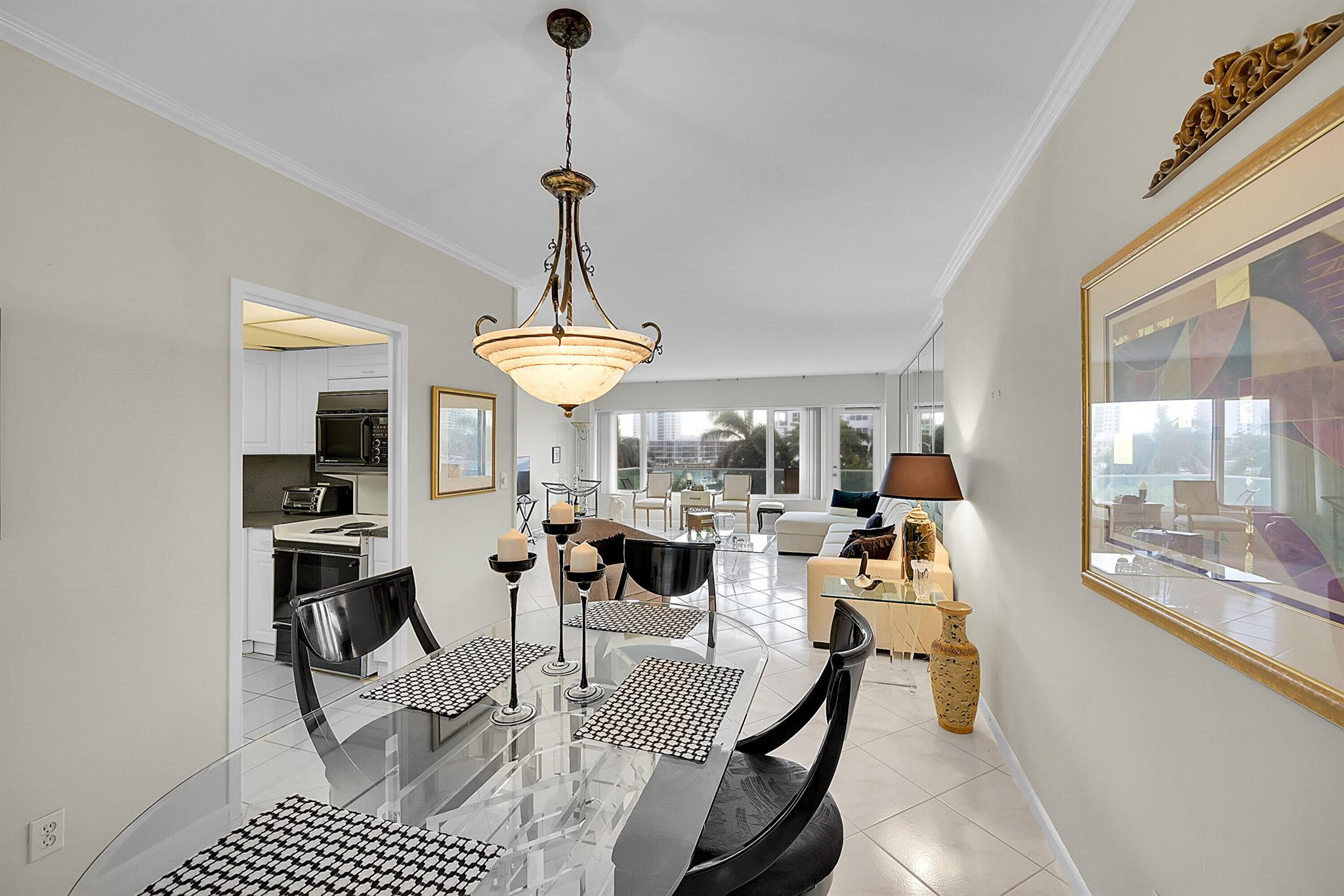 701 E Camino Real 4b