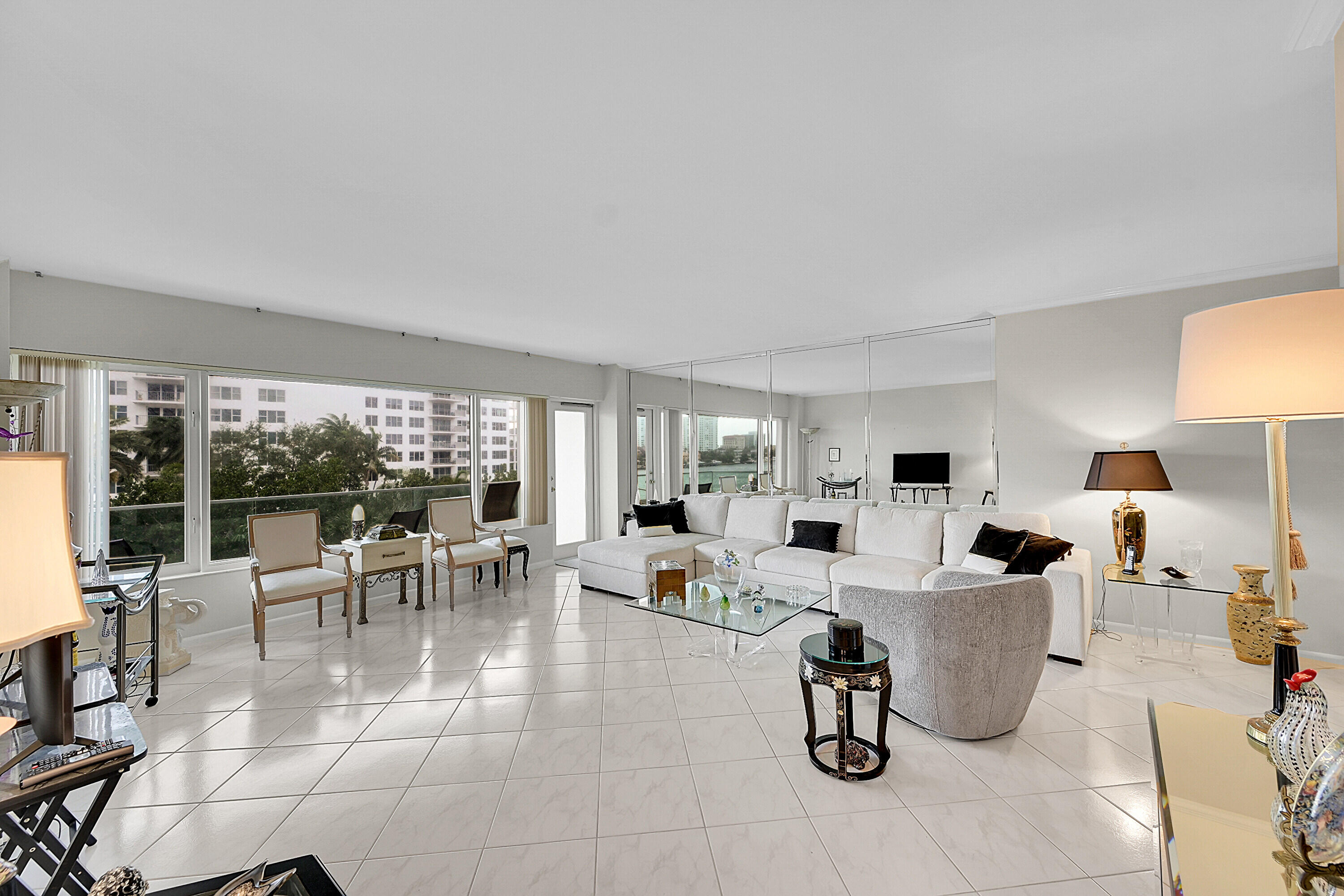 701 E Camino Real 4b