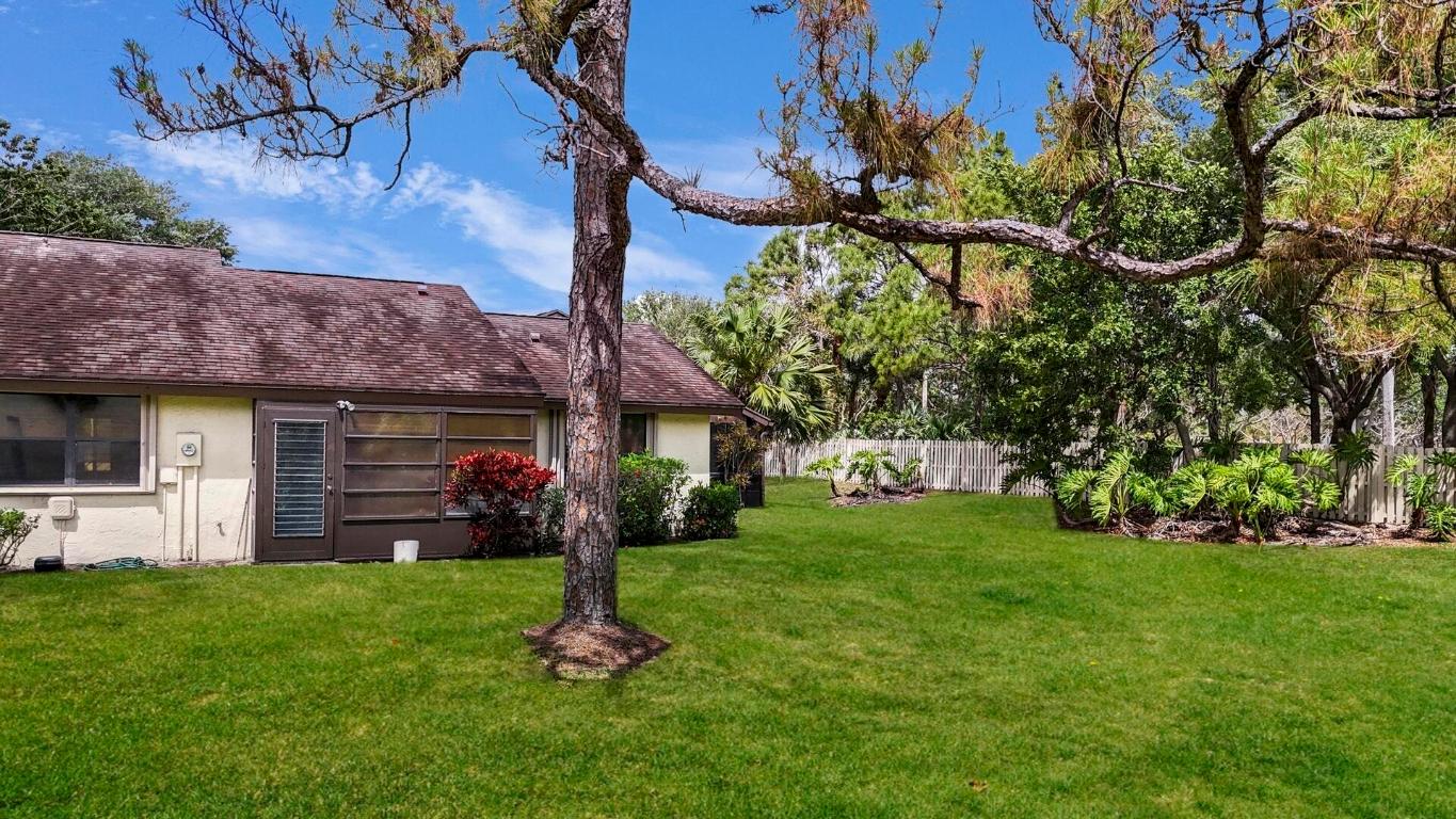 132 Manchineel Court, Royal Palm Beach