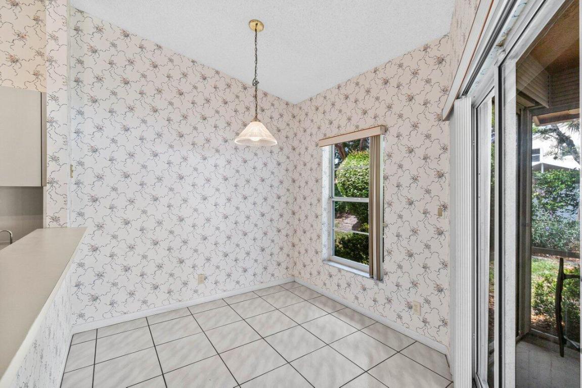 10001 Country Brook Road