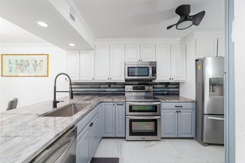 12 Royal Palm Way Unit 103