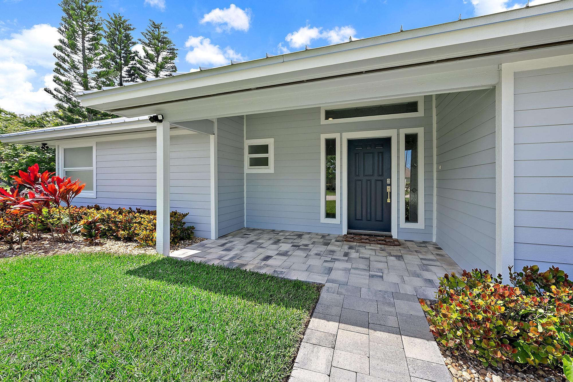 7160 SE Bunker Hill Court